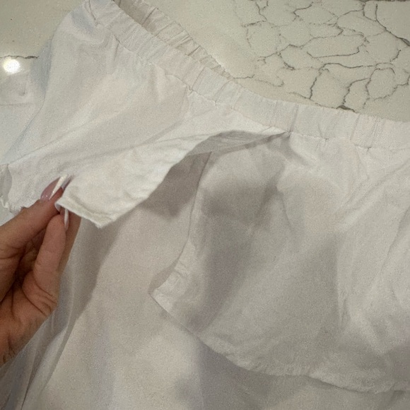 White Off-Shoulder Women's Top - Picture 4 of 4
